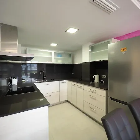 Inmosantos Oasis A3 Roses